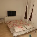 Accogliente Bilocale -parcheggio Privato Gratuito * San Remo