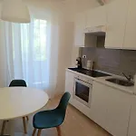 Accogliente Bilocale -parcheggio Privato Gratuito サンレモ