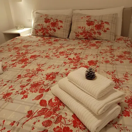 Accogliente Bilocale -parcheggio Privato- Апартаменти Санремо